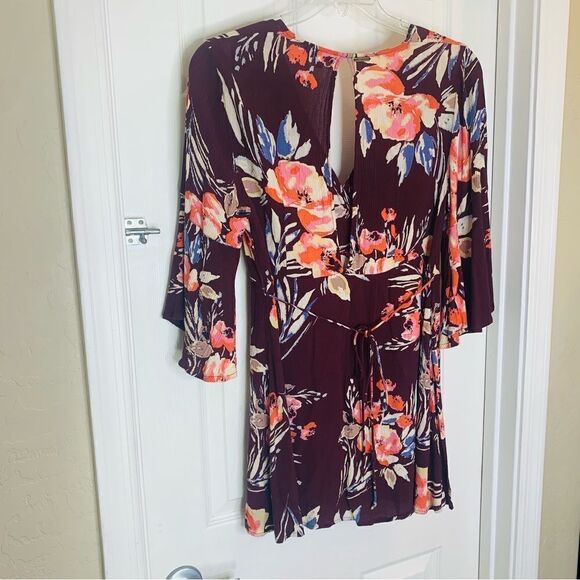 Billabong Divine Wrap Dress Flare Sleeves Floral Size Large - Picture 5 of 9